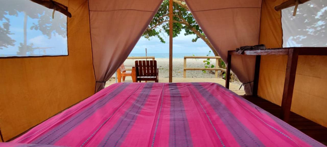 Ecolodge Playa Brava Teyumakke Calabazo  外观 照片