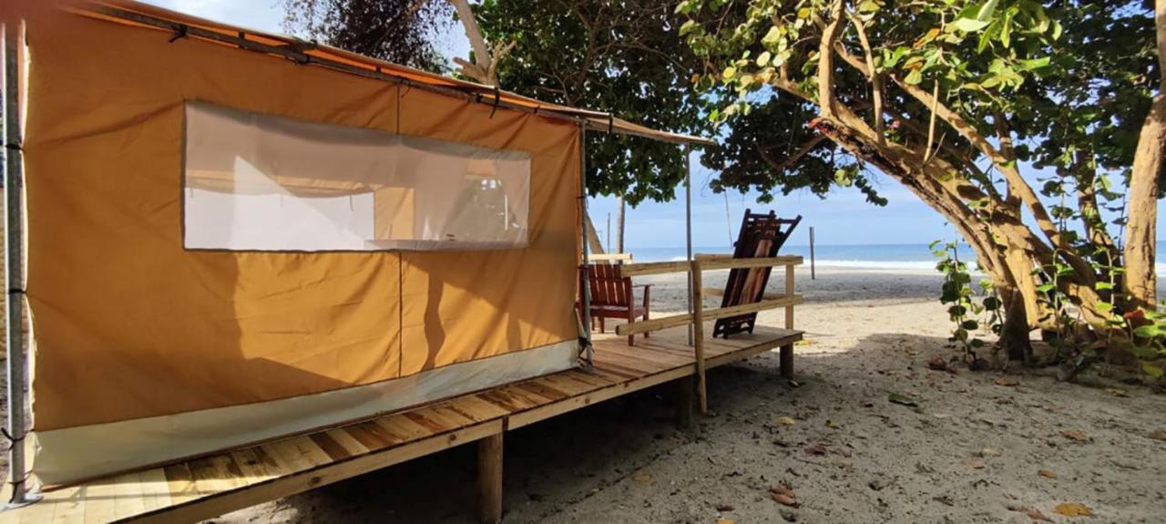 Ecolodge Playa Brava Teyumakke Calabazo  外观 照片