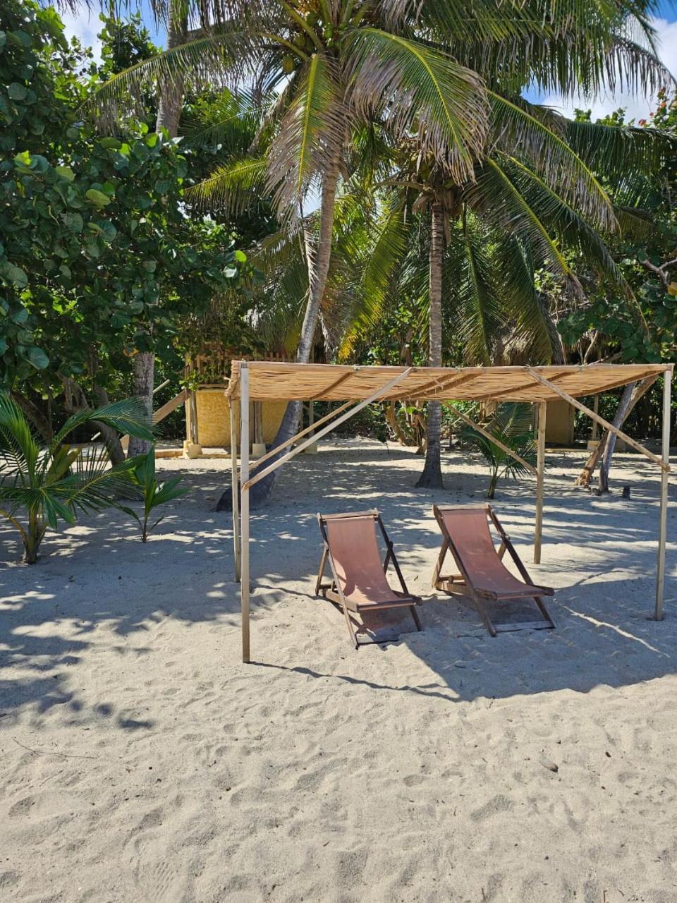 Ecolodge Playa Brava Teyumakke Calabazo  外观 照片
