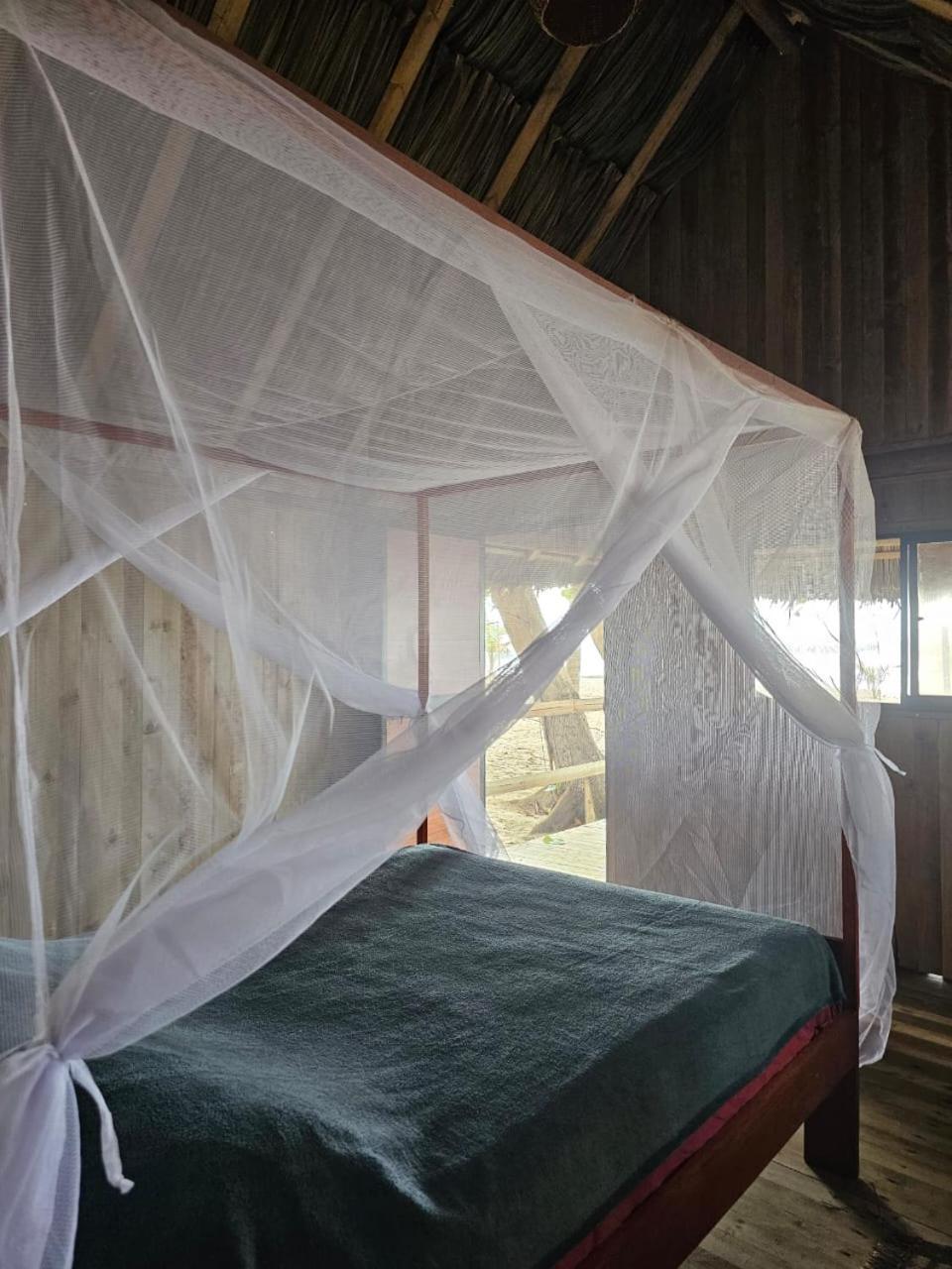 Ecolodge Playa Brava Teyumakke Calabazo  外观 照片